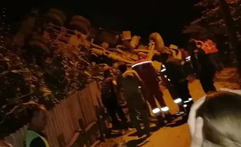 Kamion s radnicima sletio s puta na gradilištu Koridora 5C kod Zenice