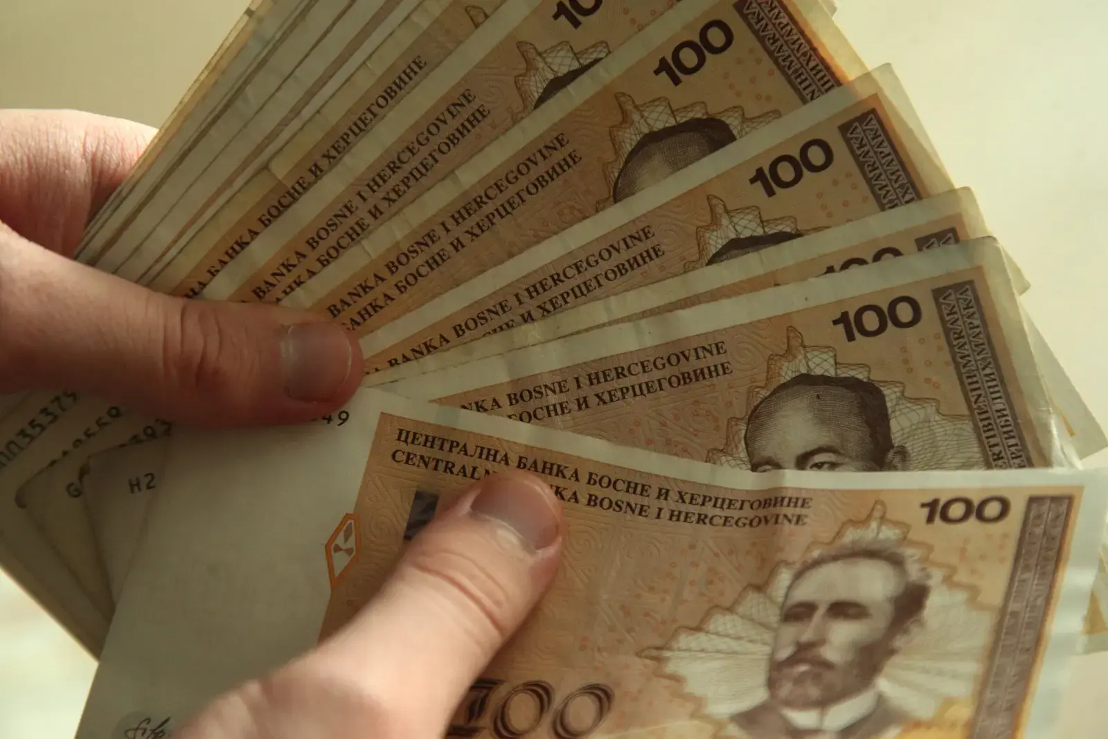 Potpisan nalog za isplatu pomoći borcima u FBiH: Novac bi danas trebao biti na računima