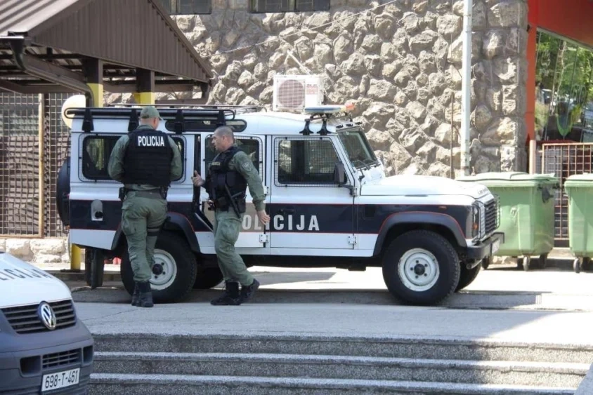 Pucnjava kod Maoče: Jedna osoba teško povrijeđena, osumnjičeni uhapšen