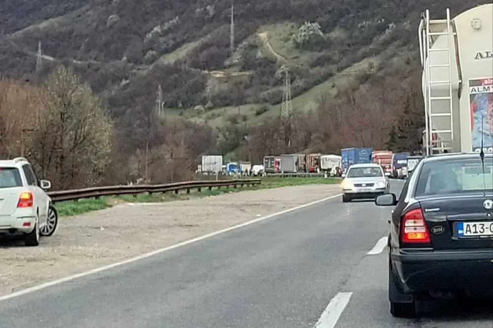 Počeli radovi na najfrekventnijoj dionici M-17 svaki dan od 09 do 19 sati