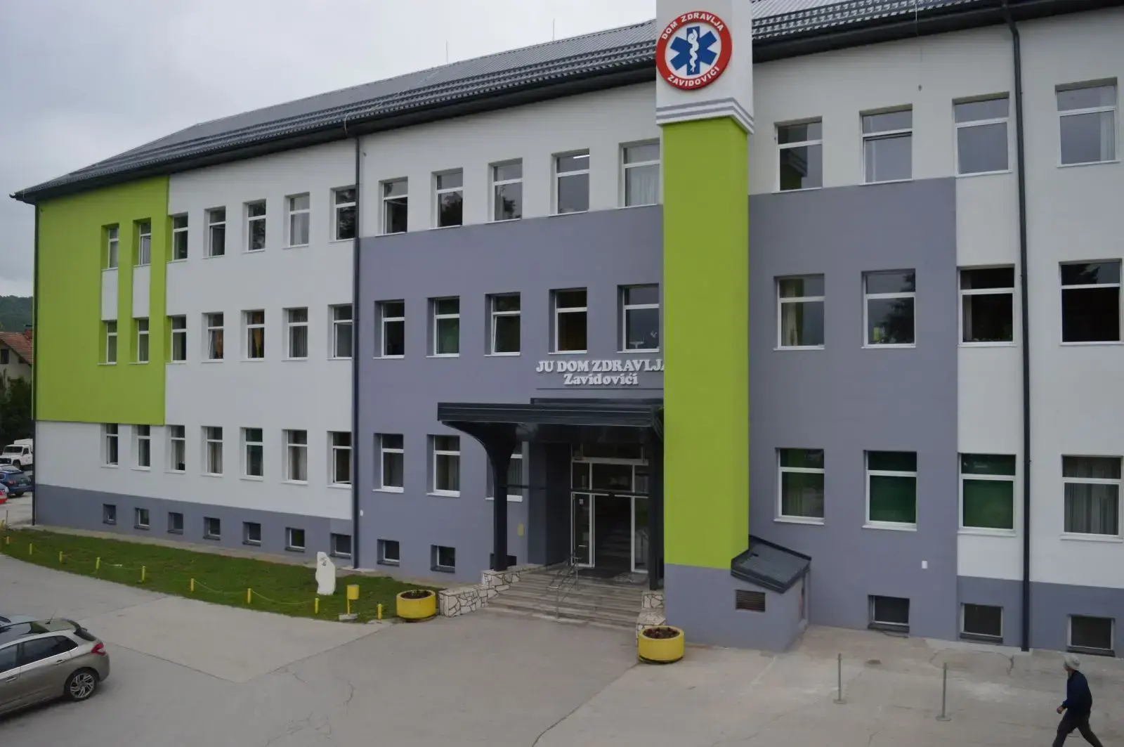 Dom zdravlja Zavidovići dobio savremeni ginekološki sto