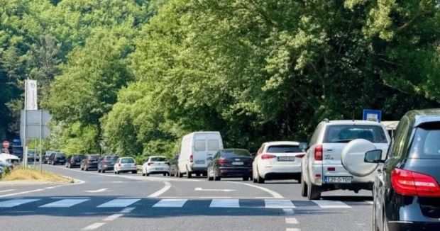 Zbog radova na semaforu u Konjicu saobraća se usporeno, gužve i na dionici Žepče - Maglaj