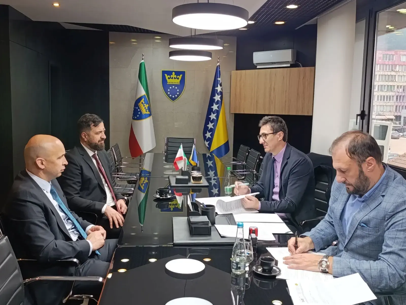 Zenica: Potpisan ugovor za II fazu rekonstrukcije zatvorenog bazena, ulaganje veće od 3 miliona KM