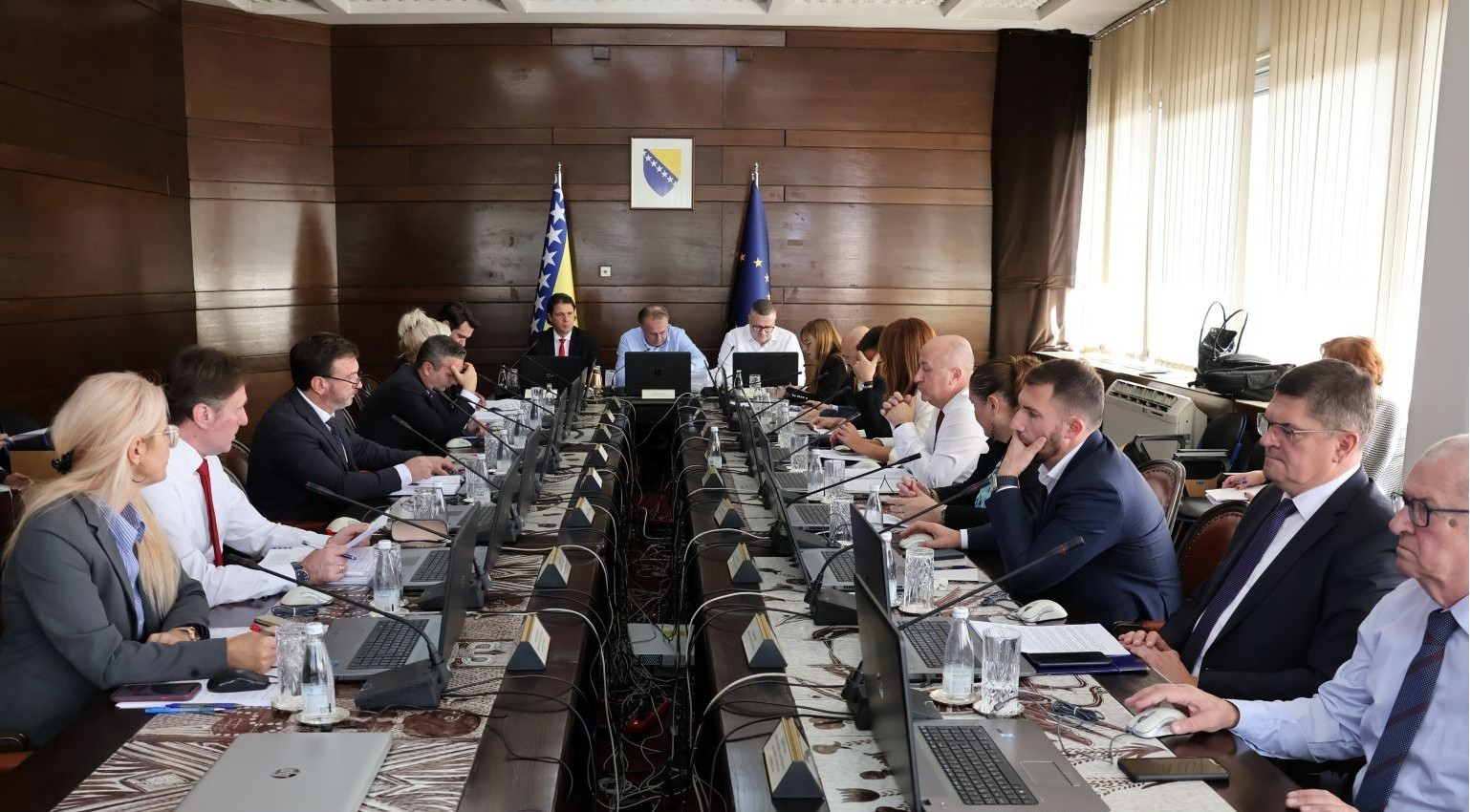 Vlada FBiH kantonima rasporedila 200 miliona KM, Zeničko-Dobojskom kantonu 32 miliona KM