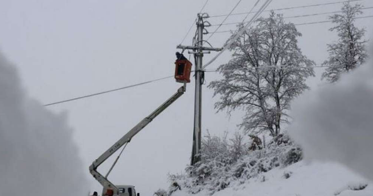 Bez struje oko 15.000 potrošača u ZDK i TK, EPBiH upozorava: Mogući problemi u USK, Konjicu, Jablanici, Busovači...