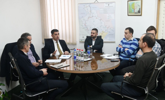 Ministar Šabani organizovao sastanak: Čengizu i JP „ACFBiH“ do 1.februara rok za rješenje problema klizišta u Mladoševici – Novi Šeher