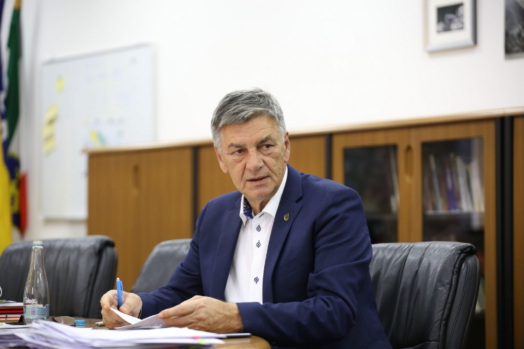 Kasumović: Ustavni sud je odlučio da je bolnica vlasništvo Grada Zenice, pozivam na dogovor