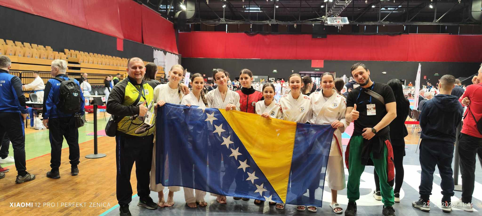 Karate klub Perfekt Zenica osvojio 14 medalja na turnirima u Sloveniji i Gradišci