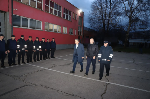 Gradonačelnik Kasumović iftario sa pripadnicima Profesionalne vatrogasne jedinice Zenica