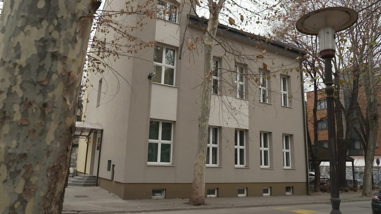 Čitanjem optužnice počelo suđenje za zločine u Muzičkoj školi u Zenici