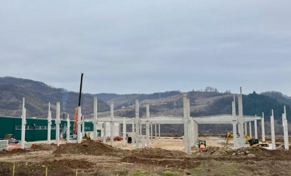 Veliko gradilište: Dva domaća giganta grade fabrike u Visokom