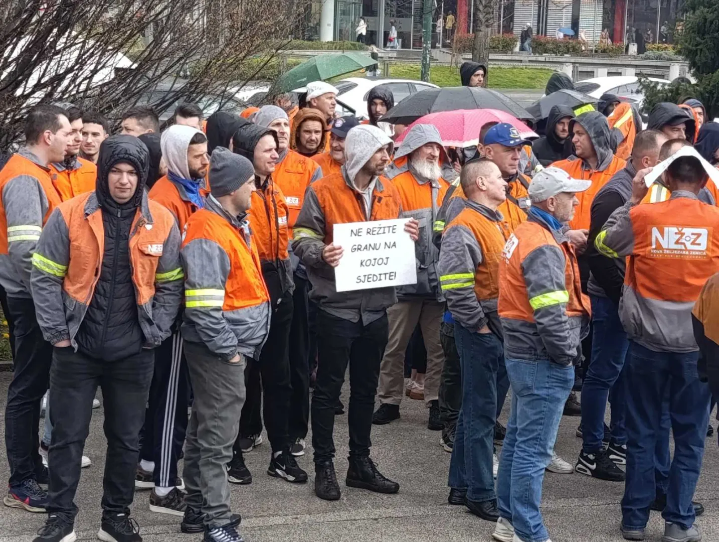 Sindikati upozoravaju: “Vremena više nema”, 1.600 radnika Nove Željezare pred otkazima