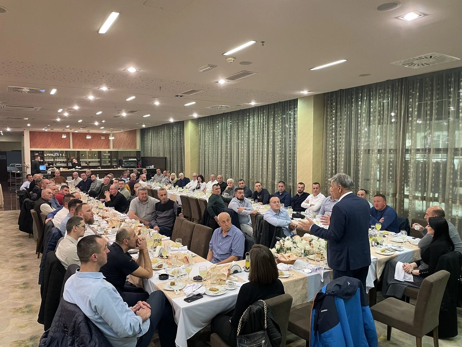 Gradonačelnik Fuad Kasumović upriličio tradicionalni iftar s predstavnicima mjesnih zajednica